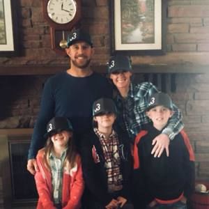 Meet your Posher, Corbyrandi